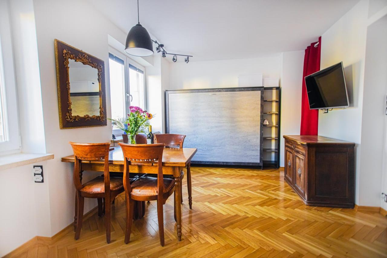 Charming Apt Next To Lazienki Park And City Center Warszawa Exteriör bild