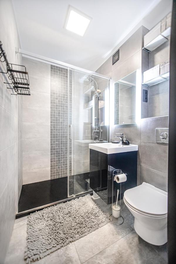 Charming Apt Next To Lazienki Park And City Center Warszawa Exteriör bild