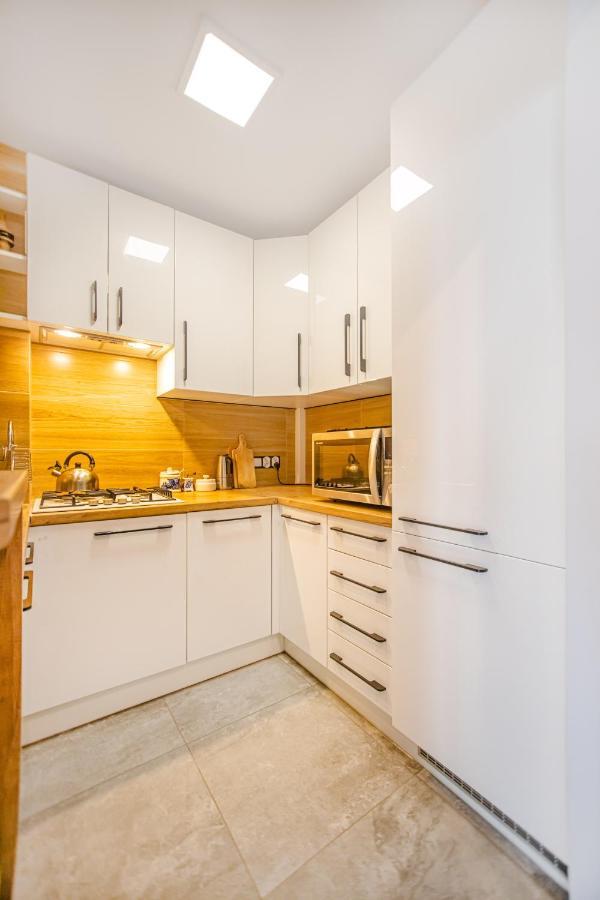 Charming Apt Next To Lazienki Park And City Center Warszawa Exteriör bild